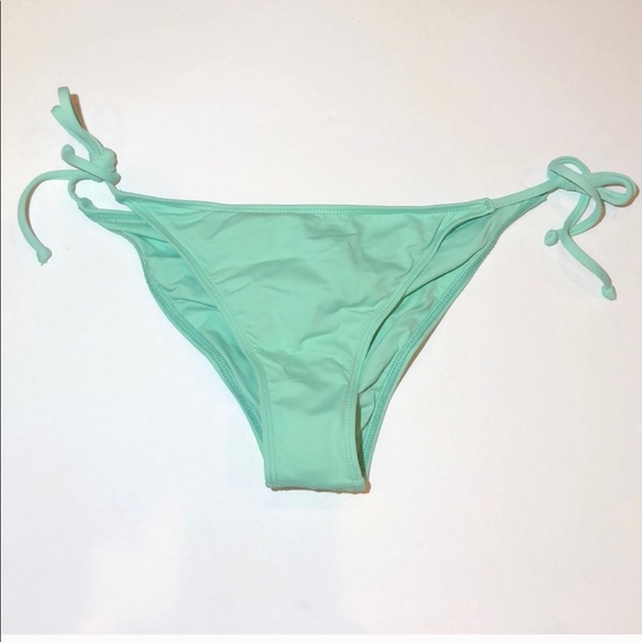 New L*Space String Scrunch Bikini Bottom - Picture 2 of 6